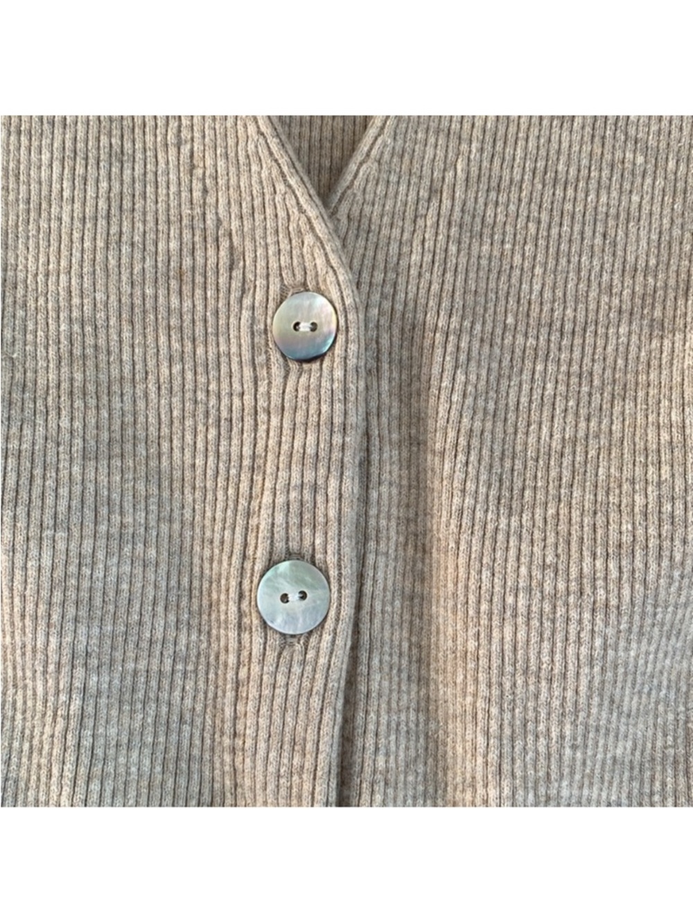 NEW Rails Ribbed Knit V Neck Rosa Vest in Oatmeal - Picture 4 of 6